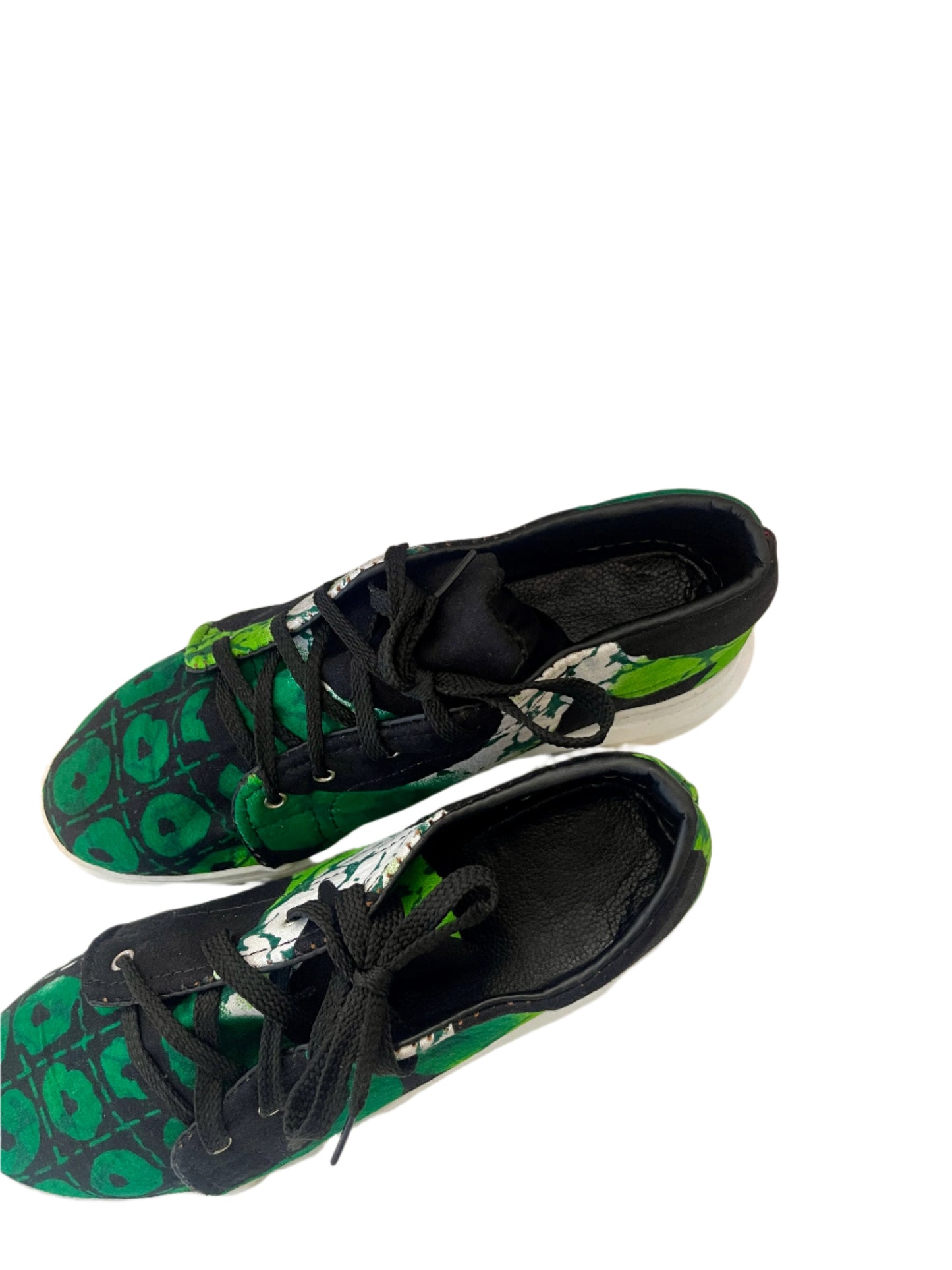 V-KICKS (Green & Black)