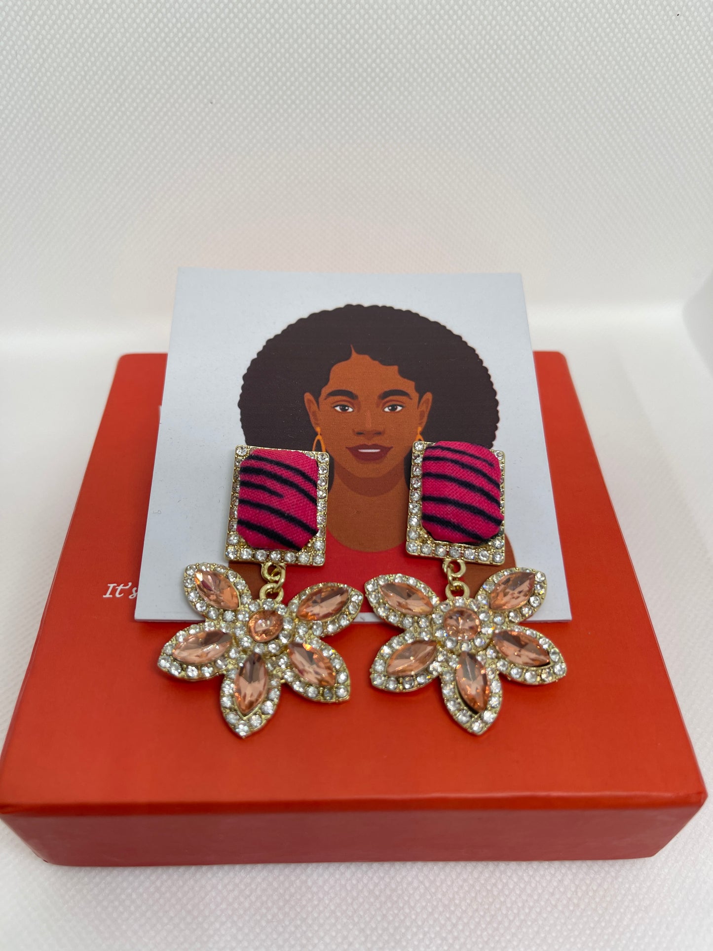 STAR Earring (Pink)