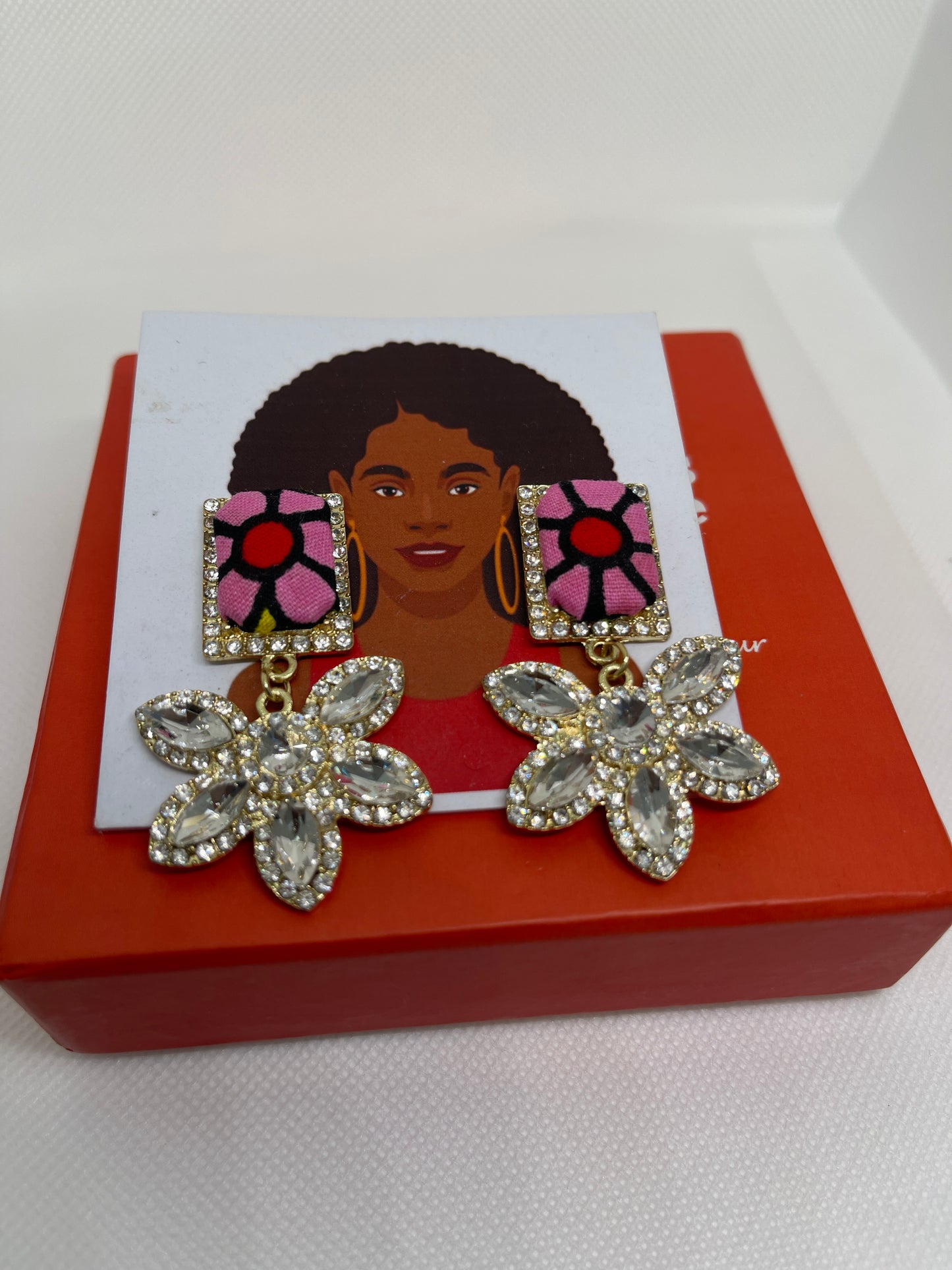 STAR Earring (Pink)