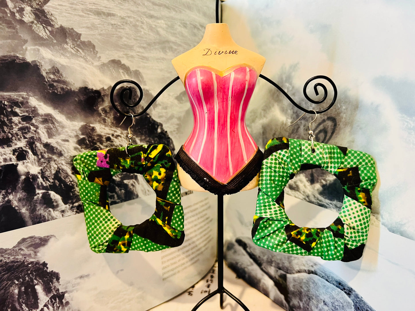 Lady Vick Earrings